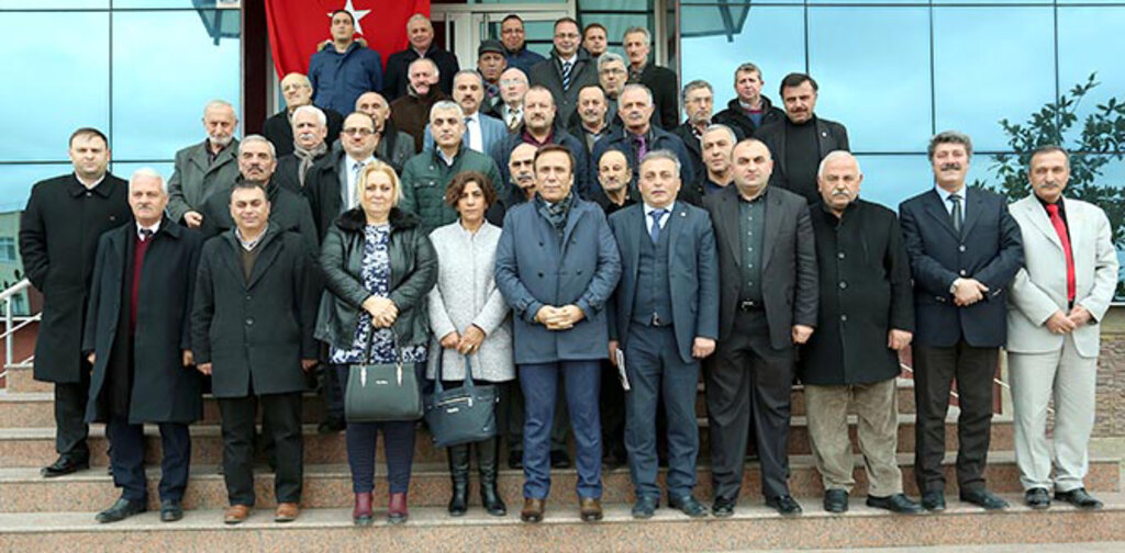 Genç'e muhtarlardan tam destek