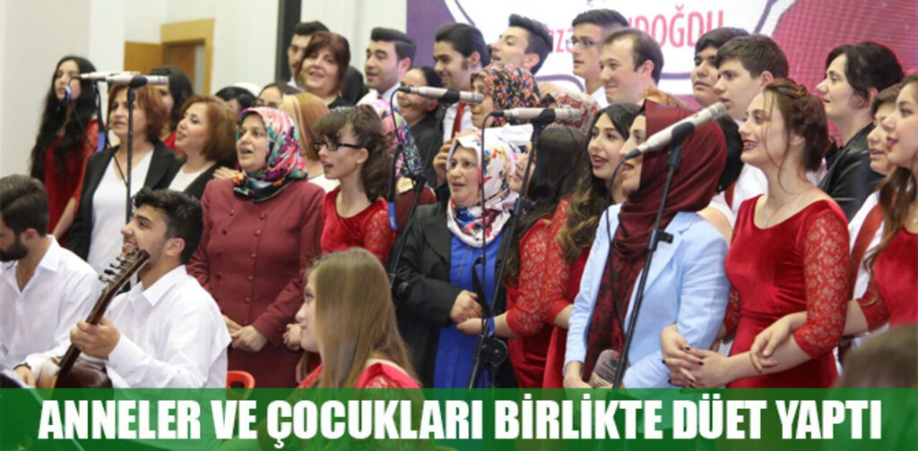 ANNELER VE ÇOCUKLARI BİRLİKTE DÜET YAPTI