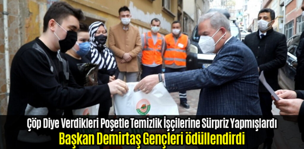 Çöp Diye Verdikleri Poşetle Temizlik İşçilerine Sürpriz Yapmışlardı