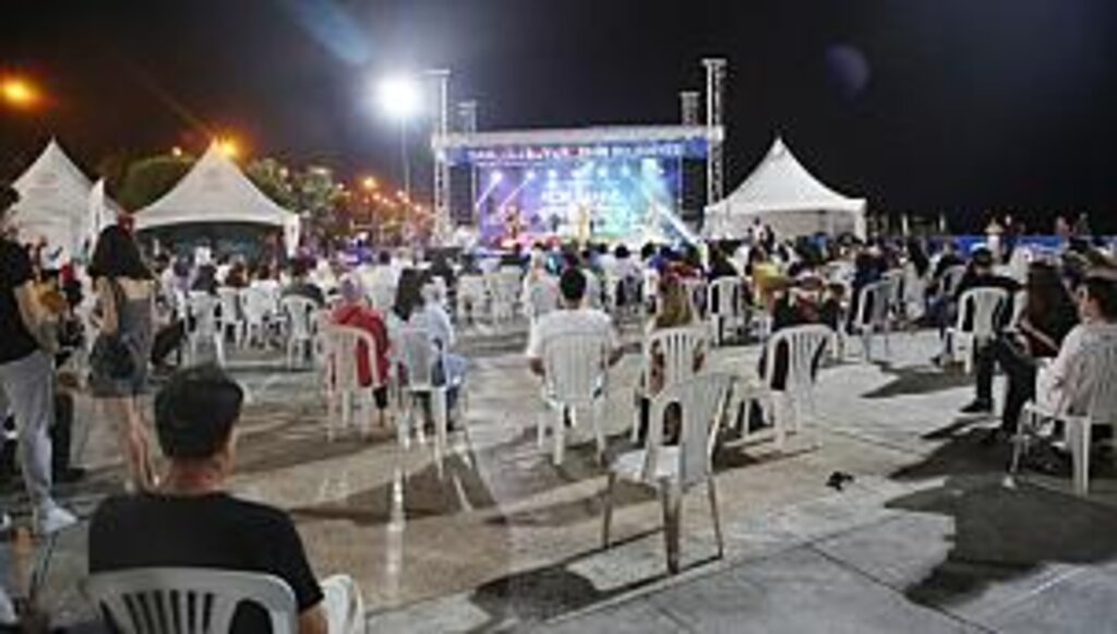 Atakum’da açık havada müzik şöleni