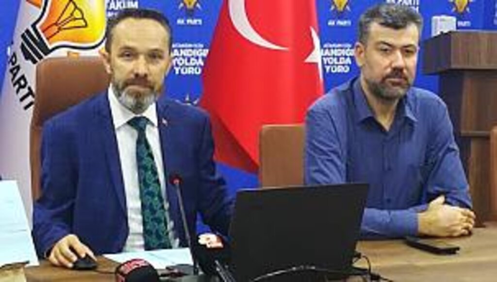 Köstek, Cemil Deveci yalan ve iftiralarla Atakumluları kandırıyor