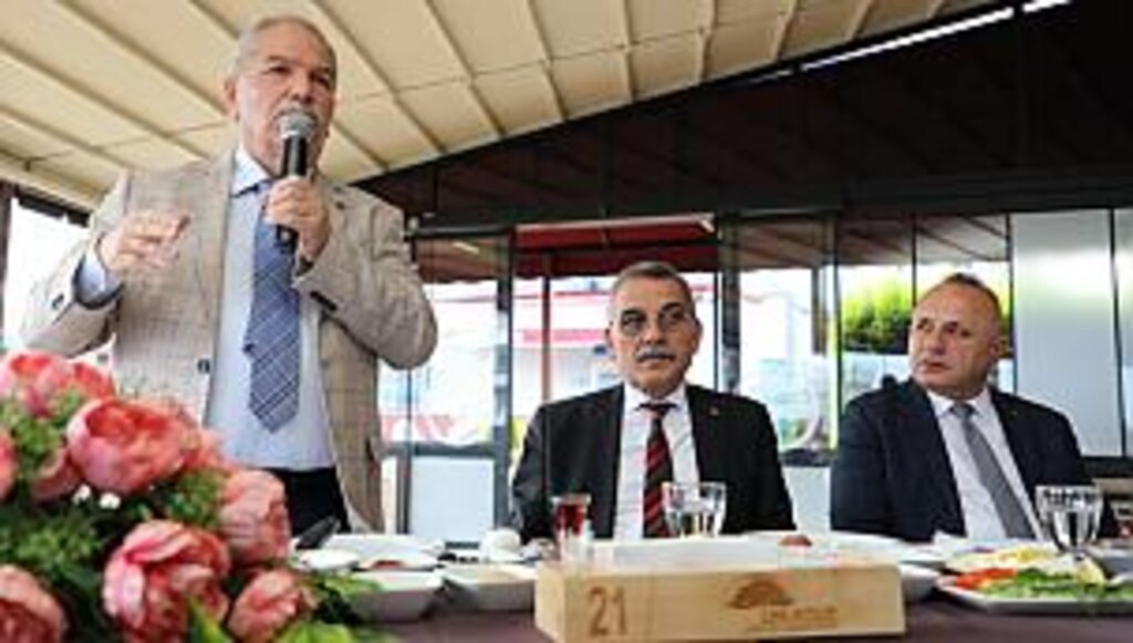 Başkan Demirtaş, zabıtanın görevi seyyar satıcı ile uğraşmak değil