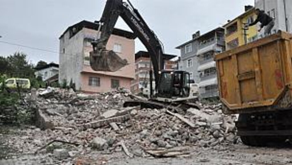 Salıpazarı İlçesinde kentsel dönüşüm başladı