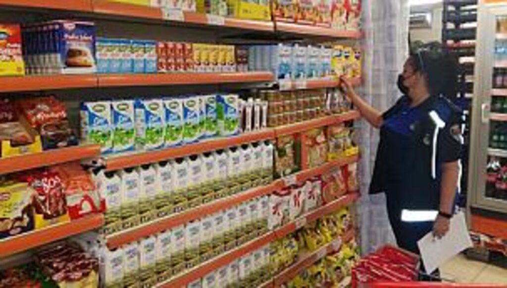 Tarihi geçen bebek mamalarını satmışlar