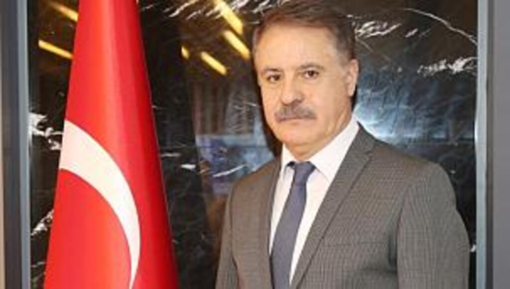 Başkan Deveci, 29 Ekim Cumhuriyet Bayramı nedeniyle bir mesaj yayınladı