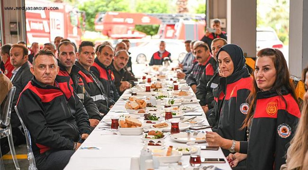 Büyükşehirde itfaiye haftası kutlandı