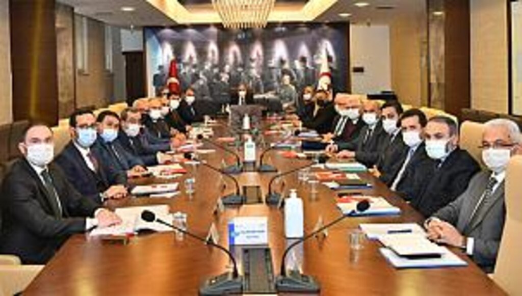 Vali Dağlı Camiler ve Din Görevlileri Haftası'nı kutladı