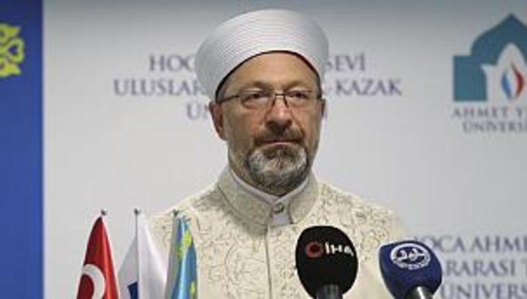 Camilerde mesafe kuralı kaldırıldı