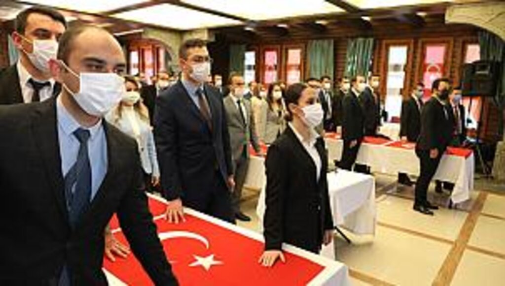 Büyükşehirde 114 memur yemin ederek göreve başladı