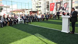 Büyükşehirden Kökçüoğlu Mahallesi'ne Halı Saha