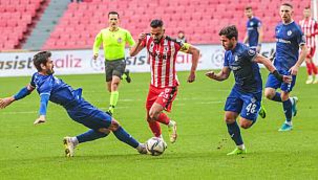 Samsunspor galibiyeti koruyamadı 2-2