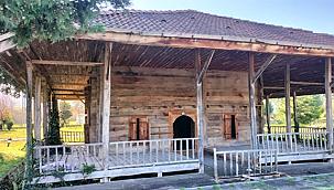 Tarihi Çivisiz Ahşap Cami restore ediliyor