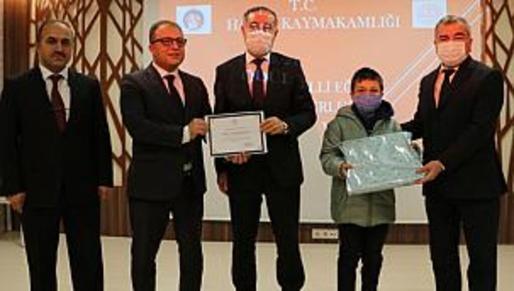Havzalı Başarılı Öğrencilerden Başkan Özdemir’e Ziyaret