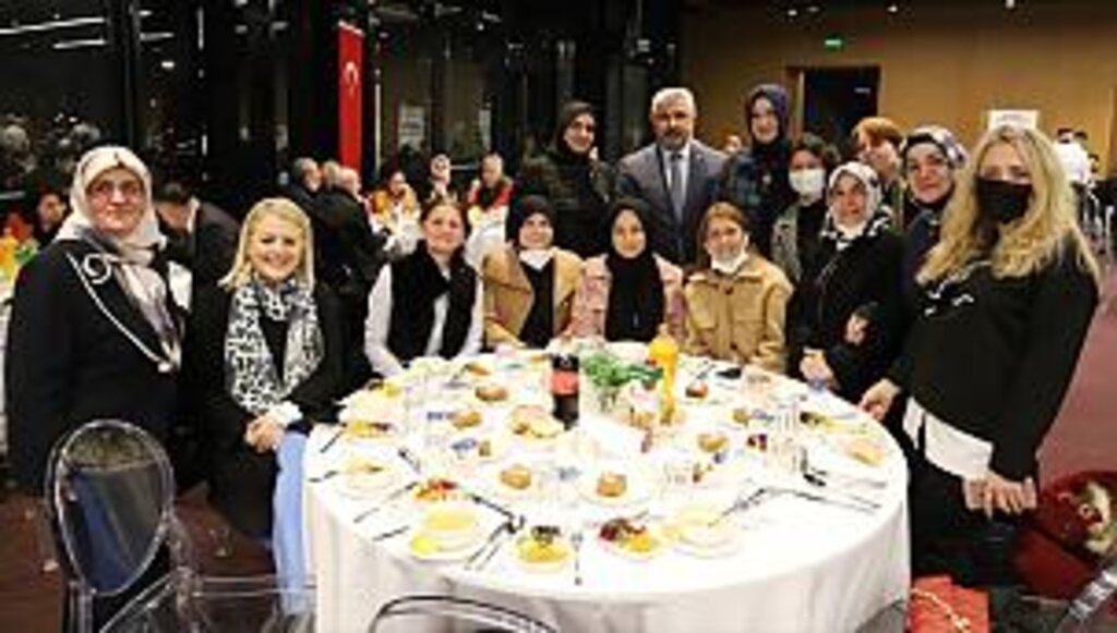 Başkan Aksu, Ak Parti millete hizmet için vardır