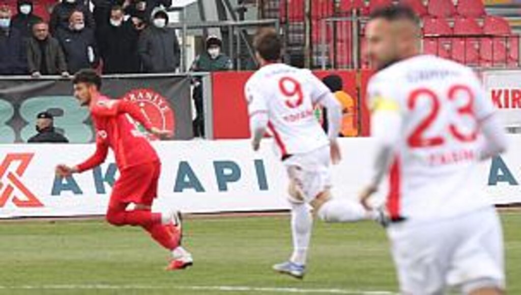 Fuat Çapa'dan maç sonu yine cek-caklı açıklama