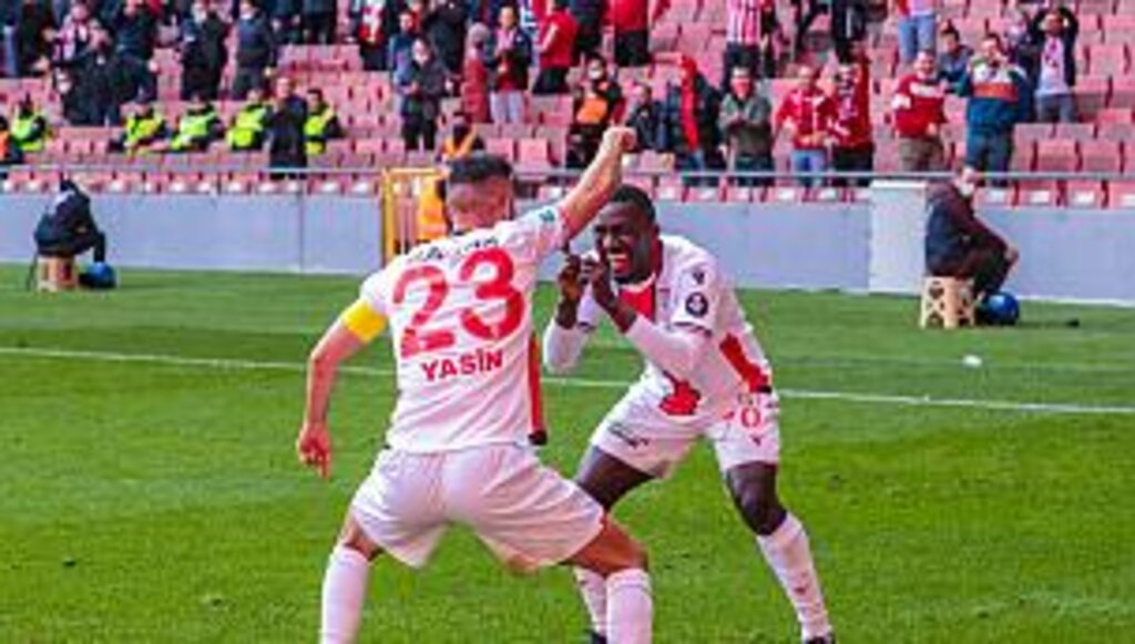 Samsunspor Denizlispor'a fark attı 5-0