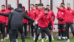 Olumsuz hava şartları nedeniyle futbol müsabakaları ertelendi