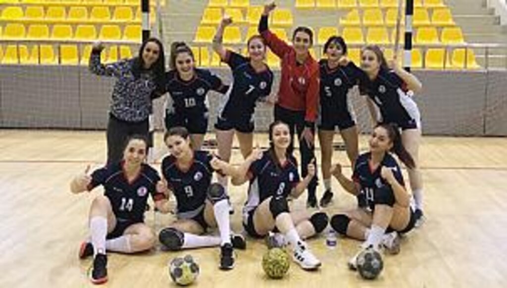 OMÜ Hentbol Kadın Takımı Süper Lig Yolunda