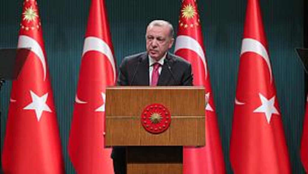 Açık cezaevi izinleri ertelendi