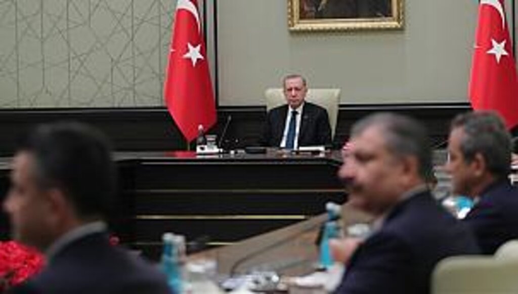 Kabine ekonomi ve Suriyelilerin gönderilmesini görüşmek için toplanıyor