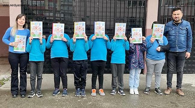 Tekkeköy'de İlkokul Öğrencilerinin Hikayeleri Kitaba Dönüştü