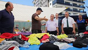 BAŞKAN DEMİRTAŞ SEMT PAZARINDA VATANDAŞLARLA BİR ARAYA GELDİ