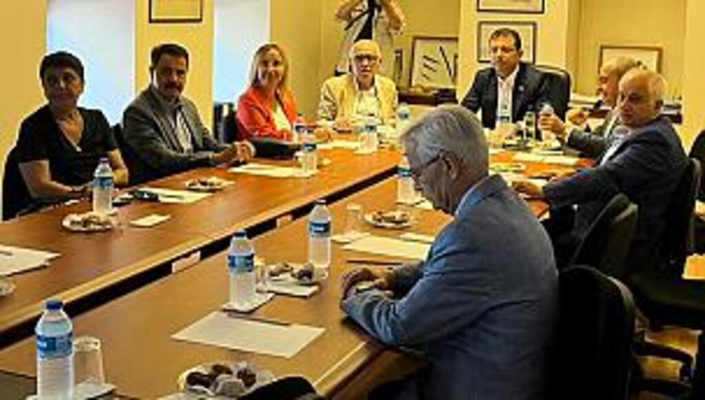 Başkan Deveci İmamoğlu ile buluştu