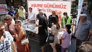 İLKADIM BELEDİYESİ AŞURE GELENEĞİNİ DEVAM ETTİRİYOR