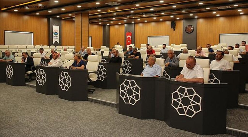 İlkadımlı Muhtarlar Acil Sorunları Meclise Taşıdı