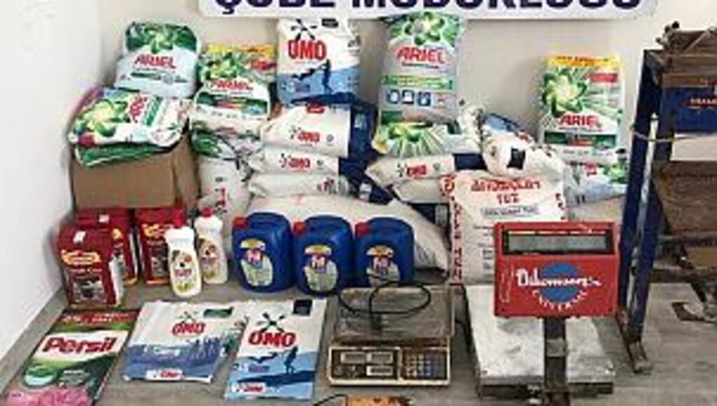 Samsun'da piyasaya sürülmek istenen binlerce sahte ürün ele geçirildi