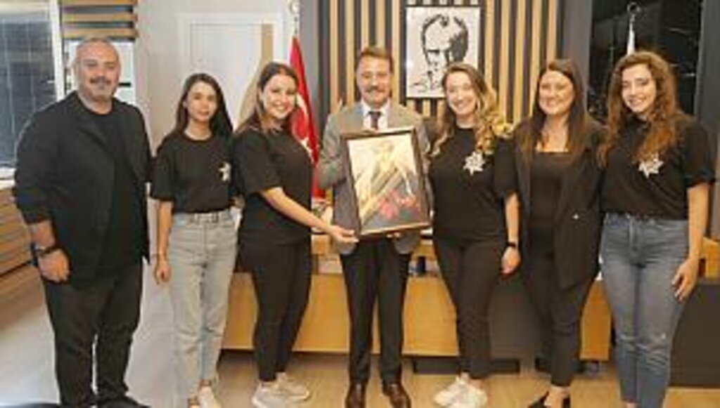 Başkan Deveci’den Miras Halk Dansları Topluluğu’na destek