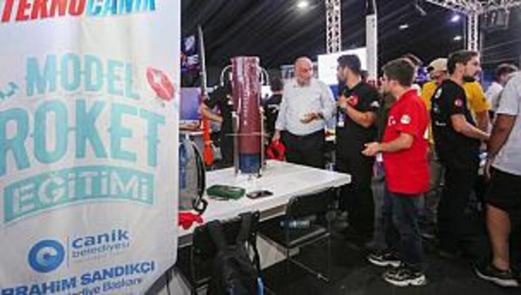 Canik Belediyesi’nin Desteklediği Tanyeli Roket Takımı Türkiye 3.’sü Oldu.
