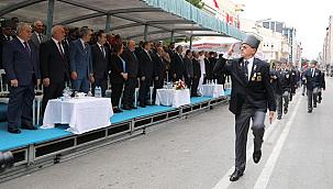 İLKADIM BELEDİYESİ GAZİLER GÜNÜ’NDE VATANDAŞLARA LOKMA İKRAM ETTİ