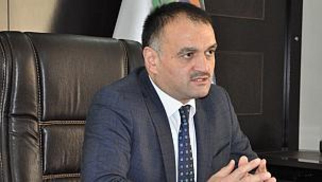 Salıpazarı Belediyesi İlçedeki Metruk Binaları Yıkıyor