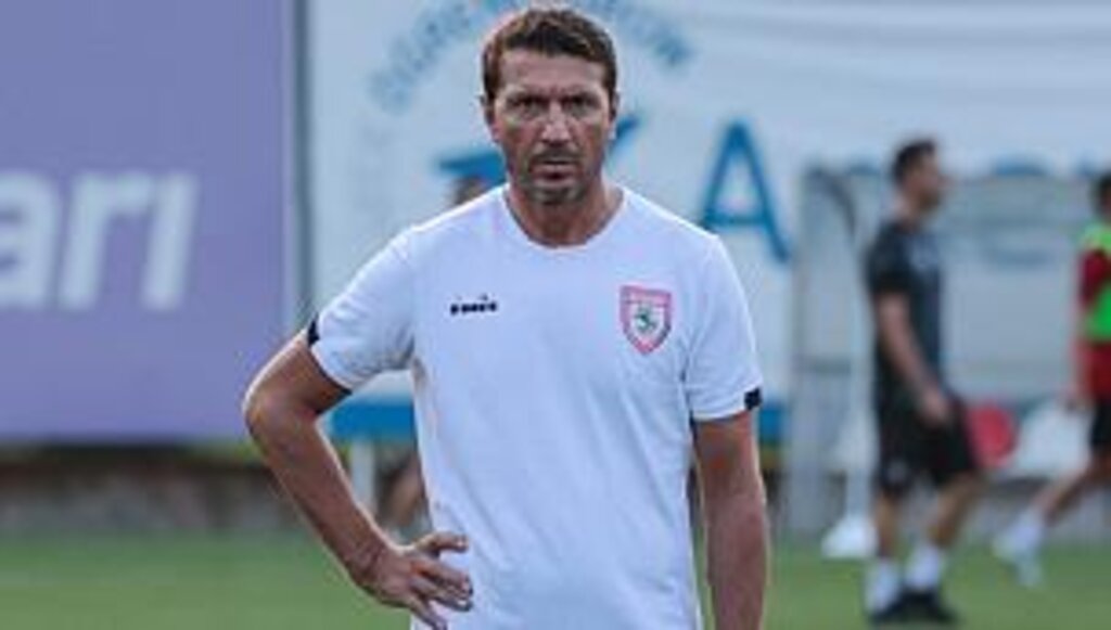 Samsunspor Bayram Bektaş'ı gönderdi