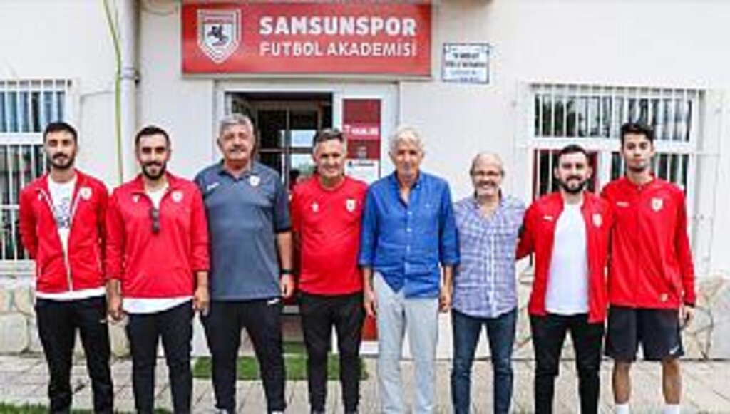 Samsunspor Futbol Okullarını yaygınlaştırıyor