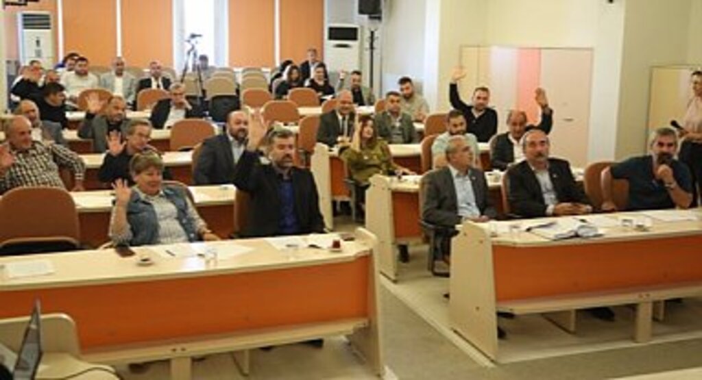 Başkan Deveci belediyedeki usulsüzlük iddialarına soruşturma başlattı