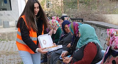 Atakum Belediyesi Projelerini Mahalle Mahalle Dolaşarak Anlatıyor
