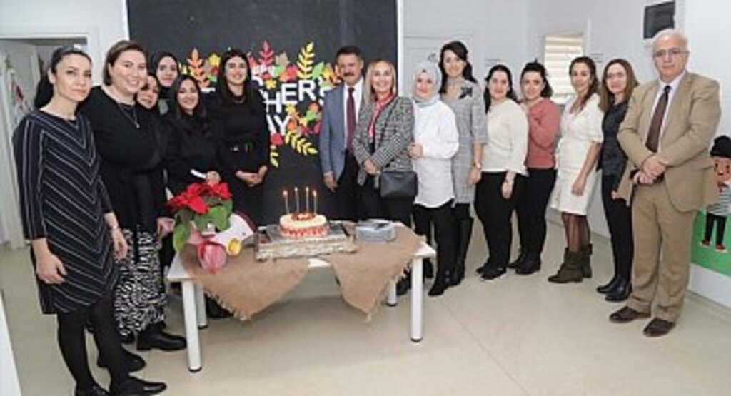 Başkan Deveci’den AtaÇocuklu öğretmenlere kutlama