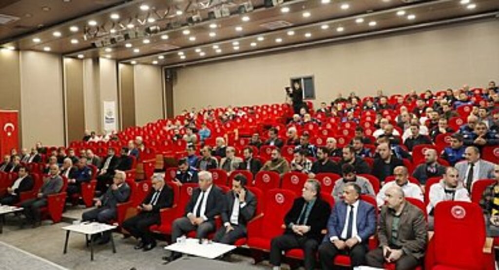 İLKADIM PERSONELİNE KADINA ŞİDDETLE MÜCADELE EĞİTİM SEMİNERİ