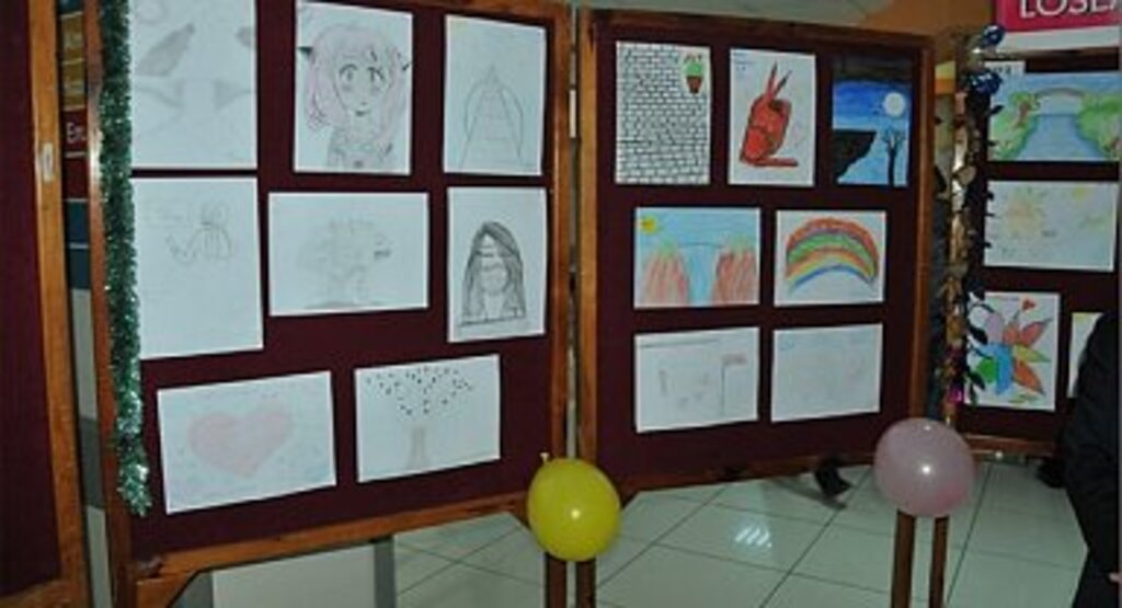 Lösemili Çocukların ‘Sevgi İyileştirir’ Resim Sergisi OMÜ'de Sergilendi