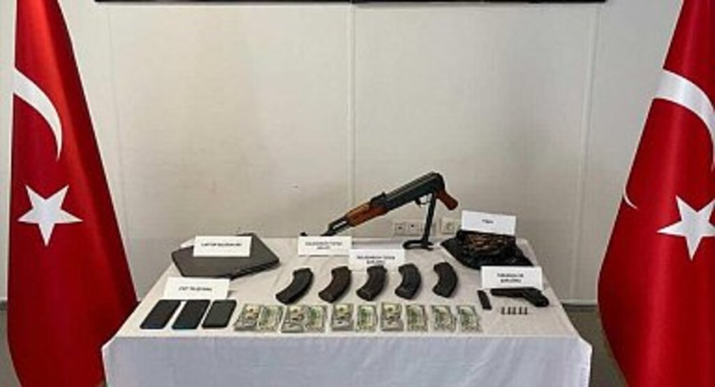 MİT Cerablus ve Bab Bölgesinde 18 Terörist Yakaladı