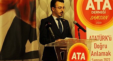 Namık Kemal Zeybek, “Atatürk doğru ve yeterince anlatılmamış”