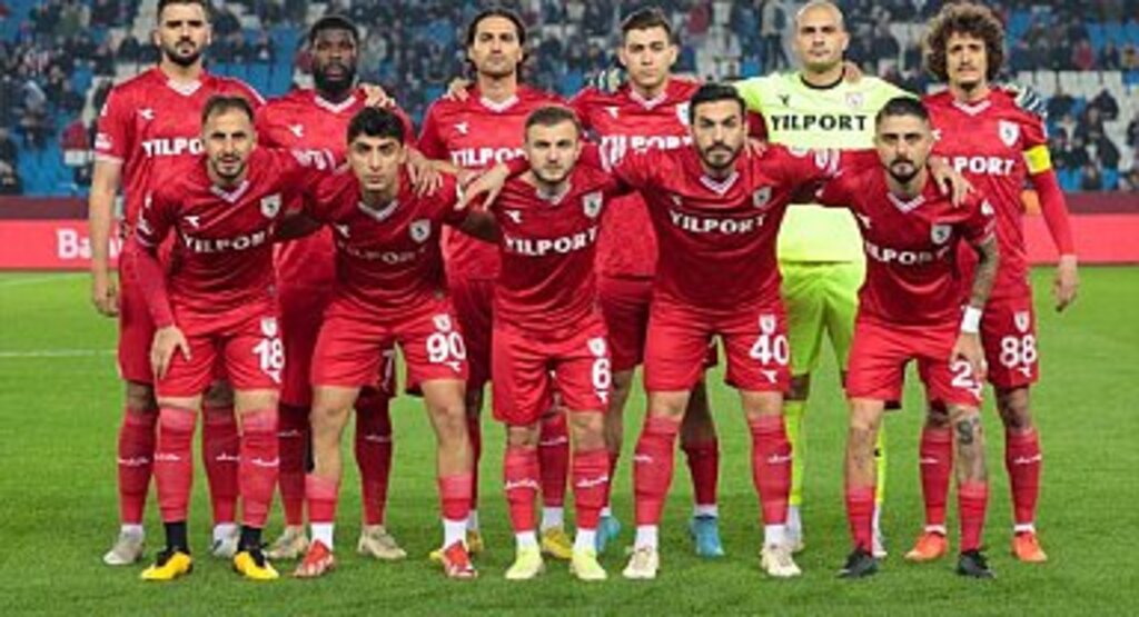 Samsuspor Kupaya Veda Etti Lige Devam