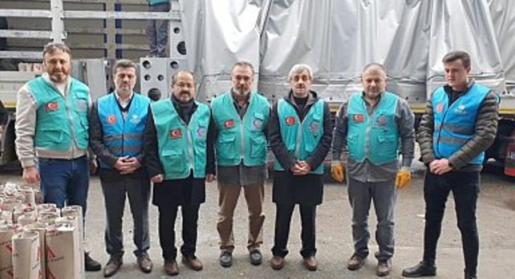Samsun'dan Depremzedelere Isınma Desteği