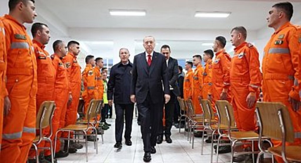 Cumhurbaşkanı Erdoğan Mehmetçik ile İftar Yaptı