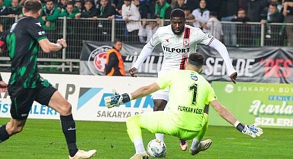 Eroğlu, Sezon Sonunda Samsun Kırmızı Beyaza Boyanacak