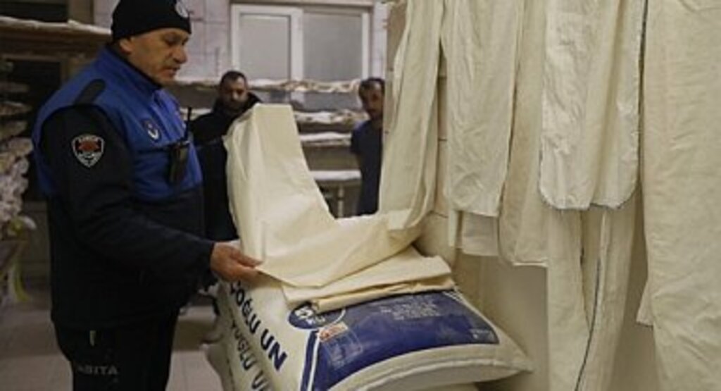 İLKADIM FIRINLARINDA, RAMAZAN PİDESİ VE HİJYEN DENETİMİ SÜRÜYOR