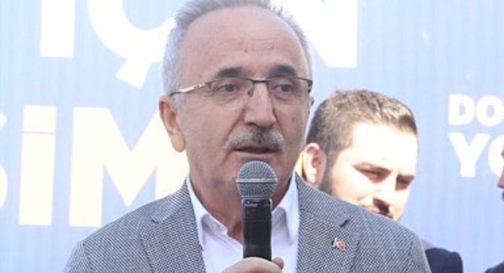 14 MAYS'TA SİYASET ÇÖPLÜĞÜNDEKİ YERLERİNİ ALACAKLAR