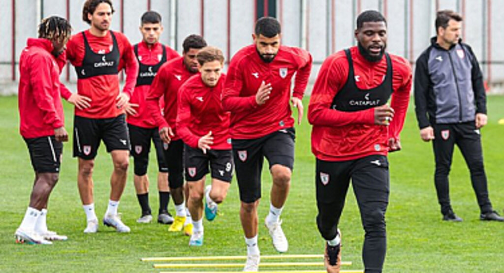 Eroğlu, 3 Galibiyetle Süper Lig'e Şampiyon Olarak Gideceğiz